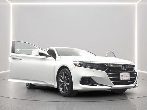 Used 2021 Honda Accord EX-L image 21