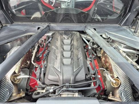 Used 2024 Chevrolet Corvette Stingray Coupe w/ 1LT RWD image 25