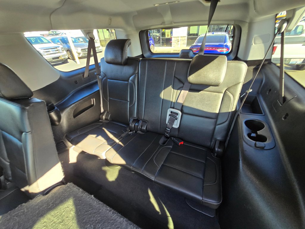 Used 2019 Chevrolet Suburban LT AWD/4WD image 16