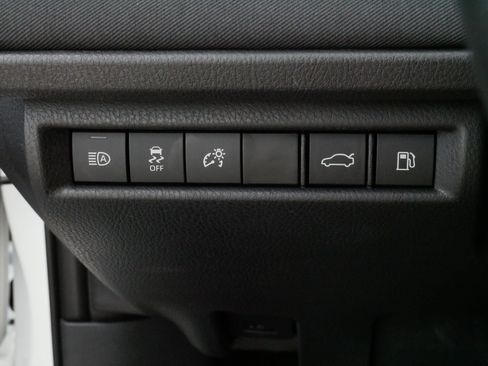 Certified 2026 Toyota Camry LE FWD image 28