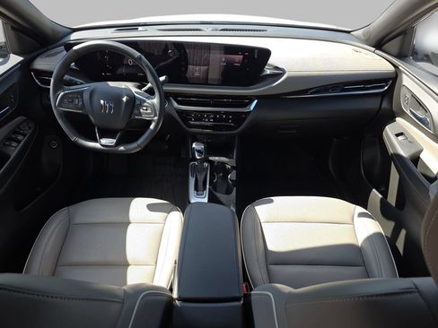 Certified 2024 Buick Envista Avenir FWD image 11