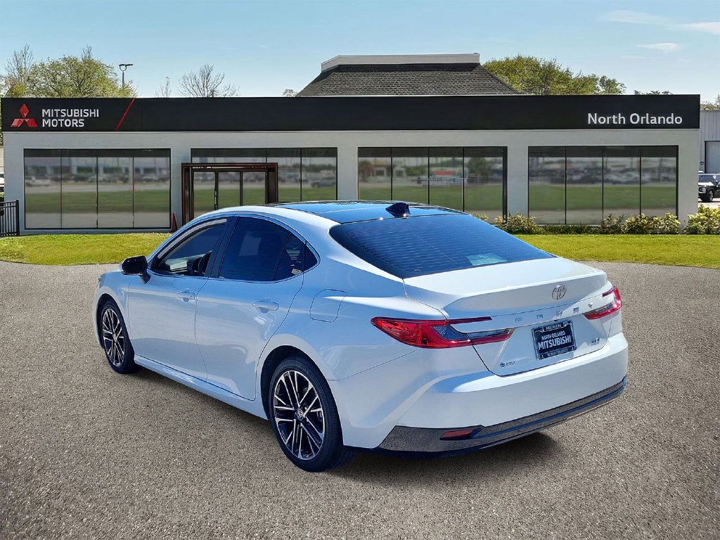 Used 2025 Toyota Camry XLE FWD image 3