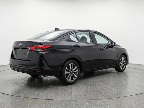 Used 2025 Nissan Versa SV FWD image 9