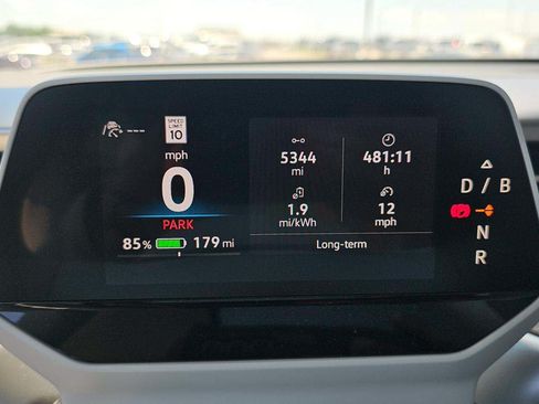 Used 2025 Volkswagen ID. Buzz 1st Edition RWD image 3