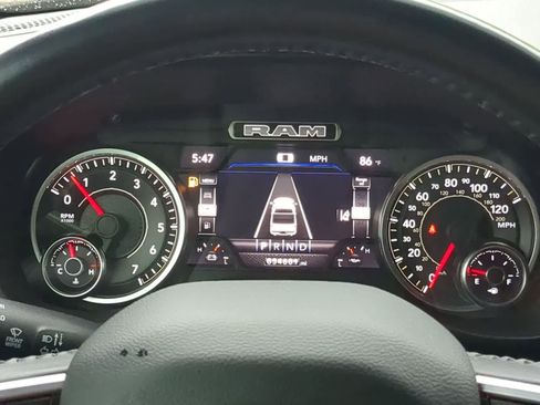 Certified 2022 RAM 1500 Big Horn w/ Night Edition AWD/4WD image 30
