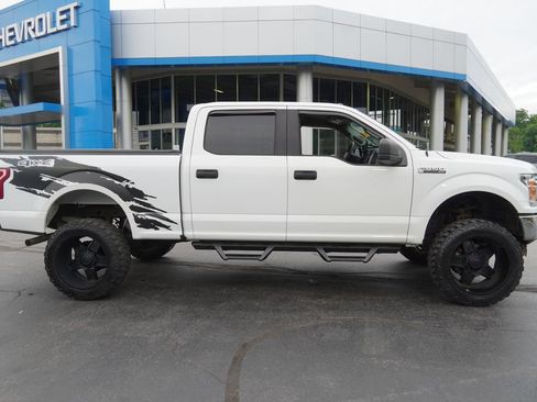 Used 2018 Ford F150 XLT w/ Trailer Tow Package AWD/4WD image 12
