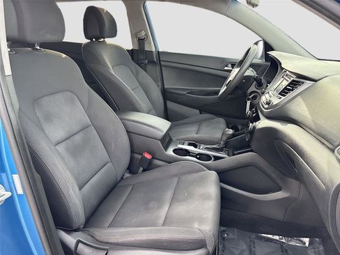Used 2018 Hyundai Tucson SE w/ Cargo Package FWD image 27
