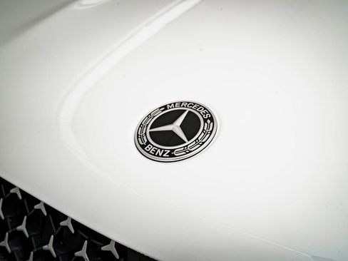 New 2026 Mercedes-Benz GLE 350 4MATIC image 3