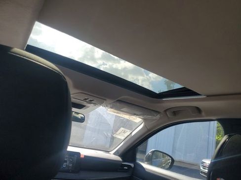 Certified 2025 Nissan Kicks SR w/ SR Premium Package image 14