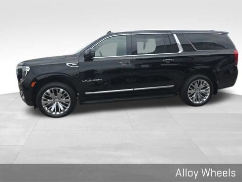 Used 2021 GMC Yukon XL SLT w/ SLT Luxury Plus Package AWD/4WD image 15