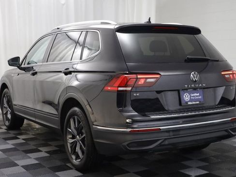 Used 2023 Volkswagen Tiguan SE AWD/4WD image 14