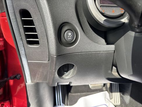 Used 2019 Nissan 370Z Touring Sport image 14