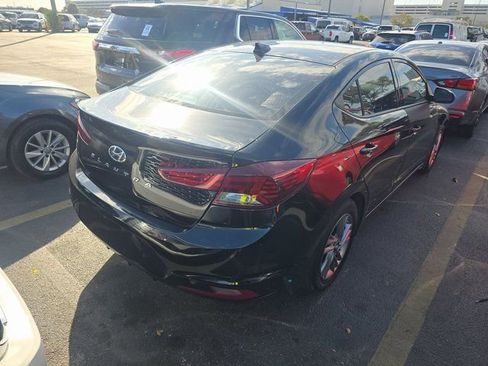 Used 2020 Hyundai Elantra Value Edition w/ Cargo Package (C1) image 2