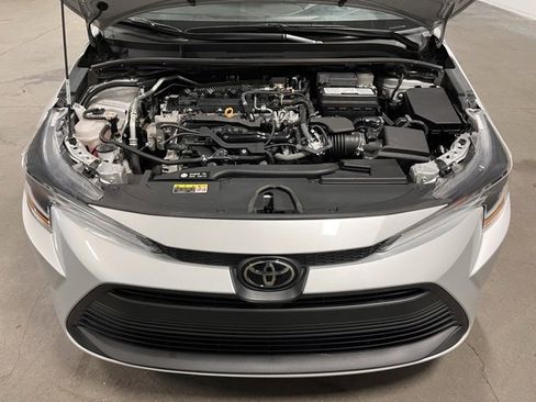 Used 2023 Toyota Corolla LE image 9