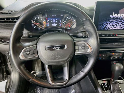 Used 2022 Jeep Compass Latitude w/ Convenience Group AWD/4WD image 11