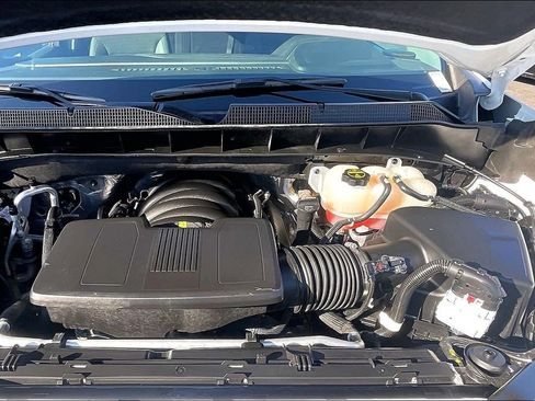 Used 2025 Chevrolet Silverado 1500 RST image 32