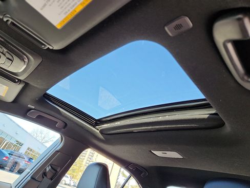 Used 2023 Toyota Corolla XSE image 15