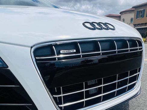 Used 2011 Audi R8 V10 AWD/4WD image 10