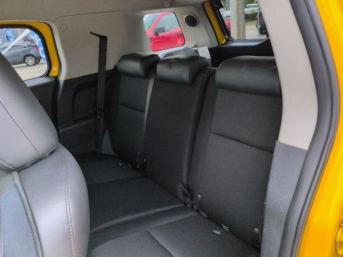 Used 2010 Toyota FJ Cruiser 4WD image 14