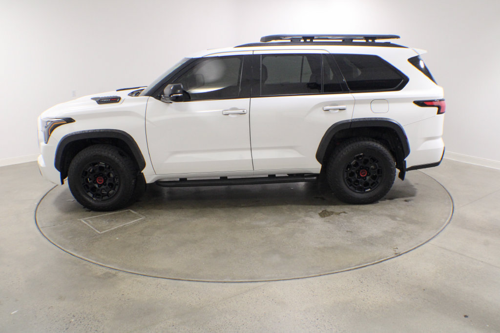 Used 2023 Toyota Sequoia TRD Pro AWD/4WD image 3