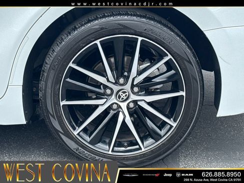 Used 2024 Toyota Camry SE FWD image 16