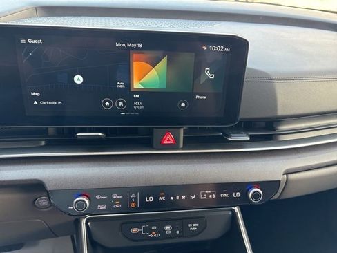 Certified 2026 Kia Carnival EX FWD image 13