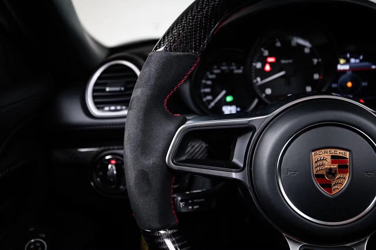 Certified 2022 Porsche 718 Boxster Spyder RWD image 17