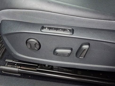 Certified 2023 Volkswagen ID.4 Pro S RWD image 28