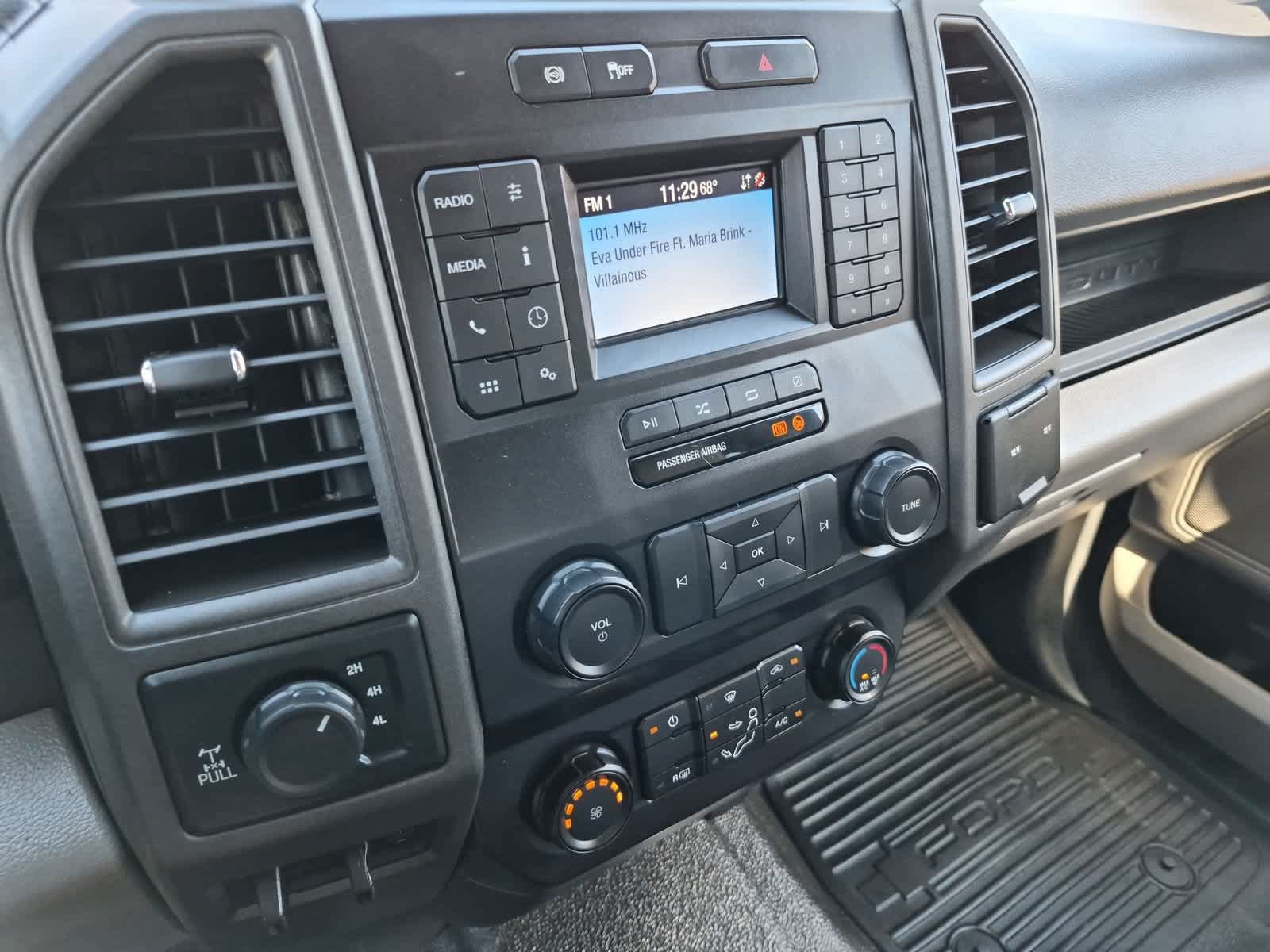 Used 2022 Ford F350 XL w/ Power Equipment Group AWD/4WD image 25