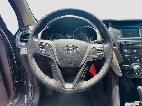 Used 2018 Hyundai Santa Fe Sport FWD image 12