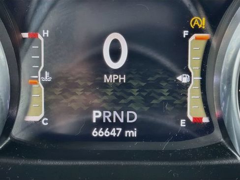 Used 2021 Jeep Wrangler Unlimited Sahara AWD/4WD image 37