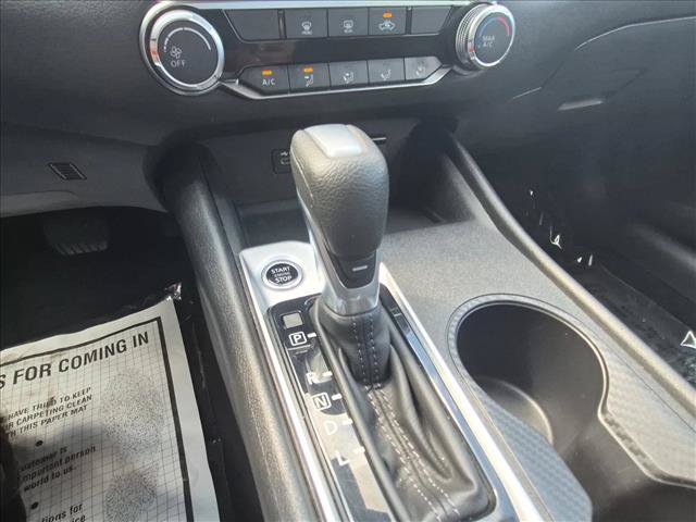 Used 2025 Nissan Altima 2.5 SV FWD image 12