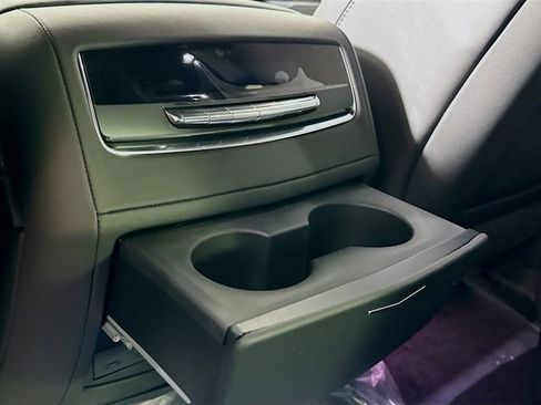 New 2026 Cadillac Escalade Platinum Sport w/ LPO, ONYX Package image 15