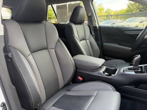 Certified 2024 Subaru Outback Onyx Edition AWD/4WD image 30