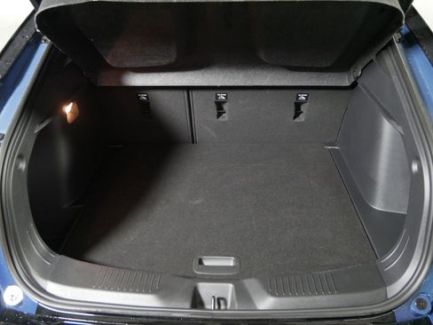 Used 2025 Buick Envista Sport Touring w/ Convenience I Package image 18