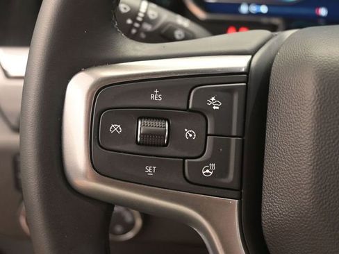 Used 2024 Chevrolet Silverado 1500 LT image 24