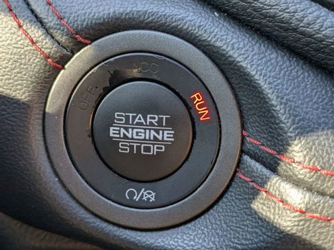 Used 2023 Dodge Durango R/T image 32