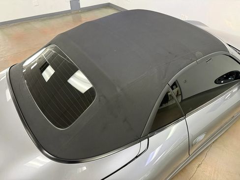 Used 2003 Porsche 911 Cabriolet image 11