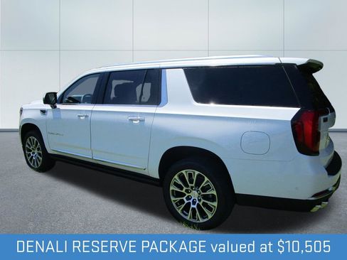 New 2026 GMC Yukon XL Denali w/ Denali Reserve Package RWD image 4