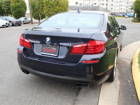 Used 2013 BMW 550i w/ M-Sport Package image 7