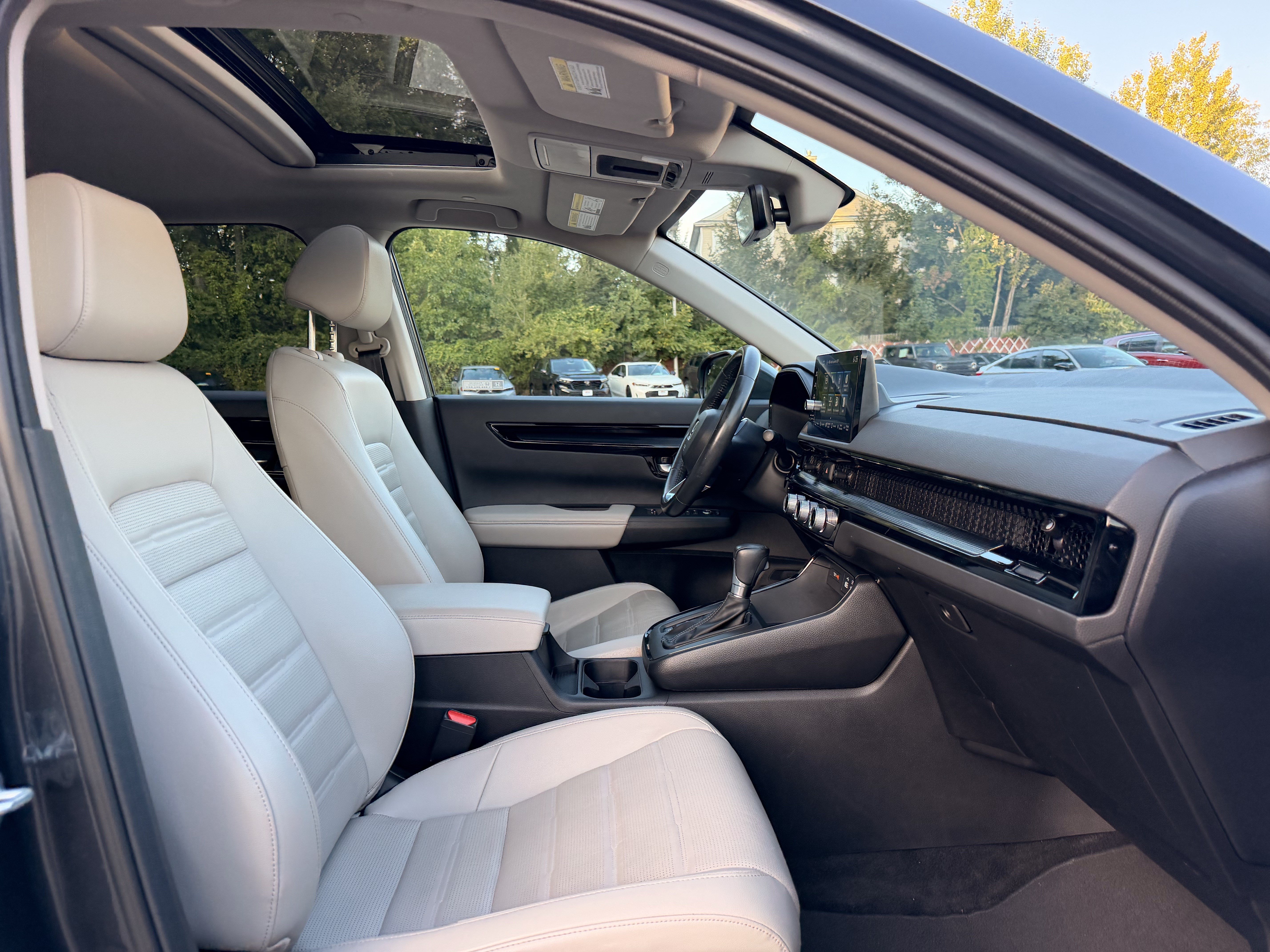 Used 2024 Honda CR-V EX-L image 15