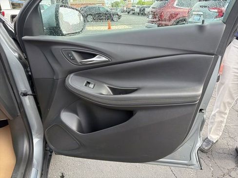 Certified 2023 Buick Encore GX Select w/ Safety Package II FWD image 18
