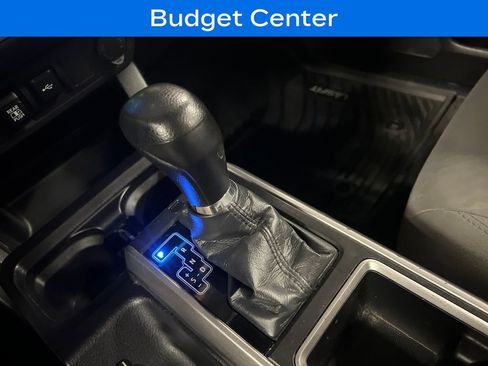Used 2021 Toyota Tacoma SR5 AWD/4WD image 24