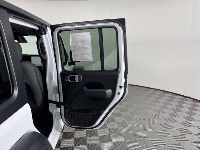 Used 2026 Jeep Wrangler Unlimited Sport AWD/4WD image 43