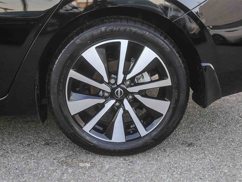 Certified 2024 Nissan Sentra SV w/ SV Premium Package image 10