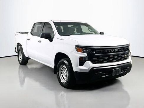 Used 2023 Chevrolet Silverado 1500 W/T w/ Trailering Package AWD/4WD image 3