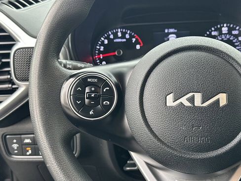 Used 2022 Kia Soul LX w/ Technology Package image 26