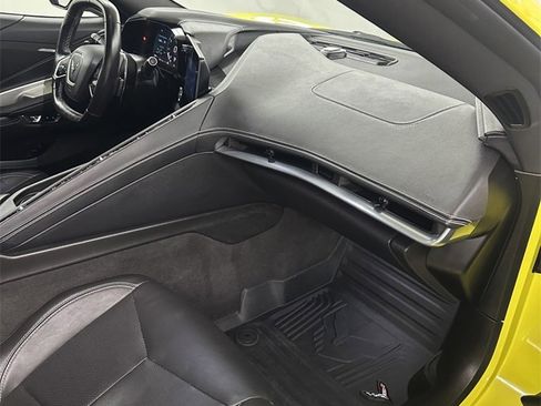 Used 2024 Chevrolet Corvette Stingray Coupe w/ 1LT image 34