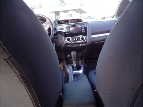 Used 2016 Honda Fit LX image 20