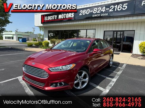 Used 2013 Ford Fusion SE FWD image 1